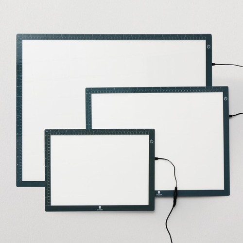 CAJA DE LUZ VIDRIO TEMPLADO BORDE GRIS FORMATO A4 (21*29.7 CMS)